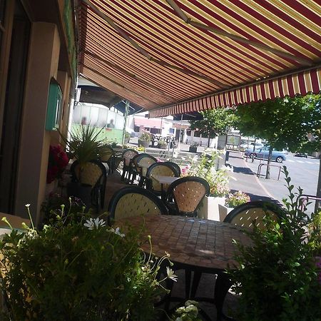 Auberge Bourbonnaise Lurcy-Levis Bagian luar foto