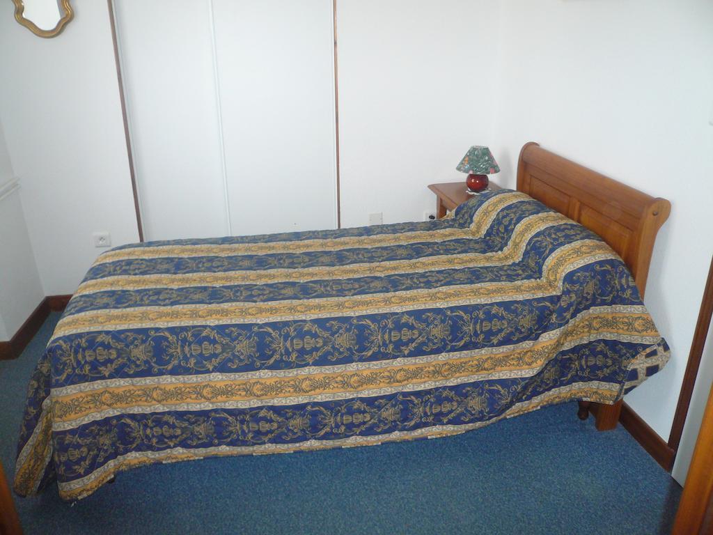Auberge Bourbonnaise Lurcy-Levis Ruang foto